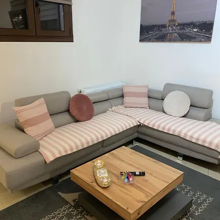 The Root Loft Apartment *