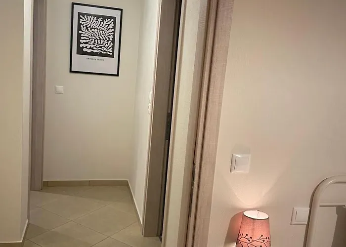 The Root Loft * Tríkala